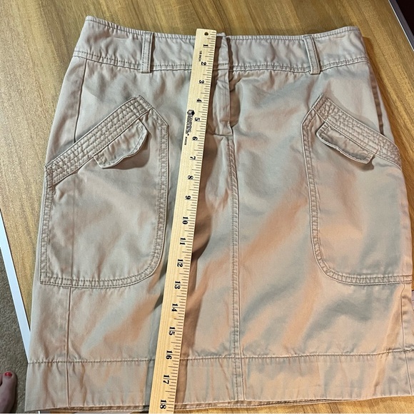 Banana Republic Khaki Skirt - Picture 7 of 8